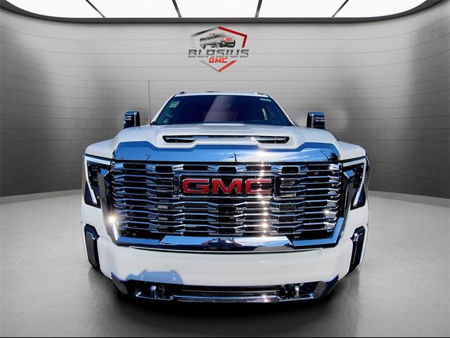 2025 GMC Sierra 2500HD Denali