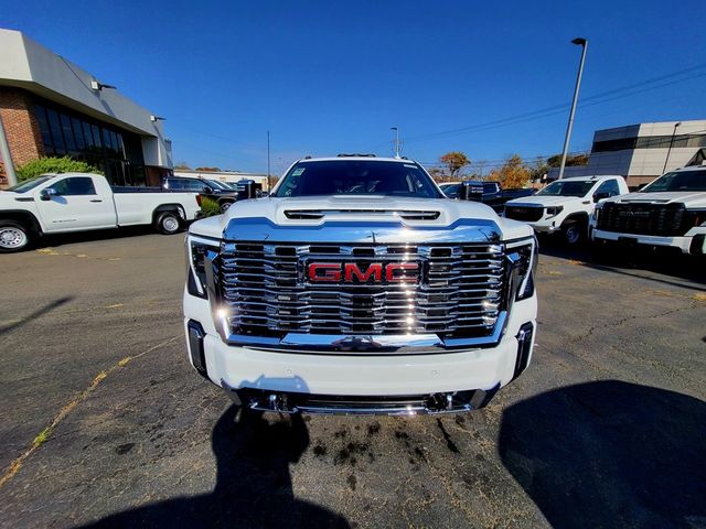 2025 GMC Sierra 2500HD Denali