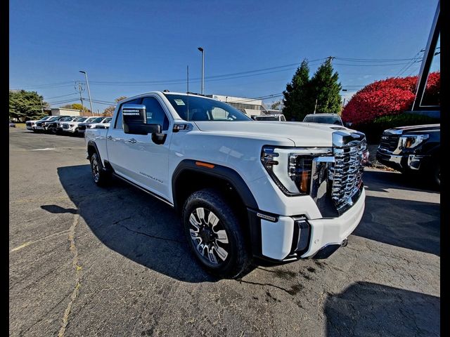 2025 GMC Sierra 2500HD Denali