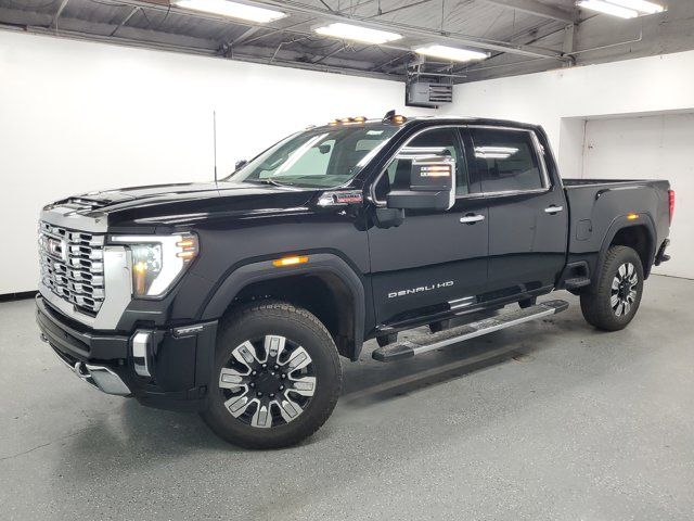 2025 GMC Sierra 2500HD Denali