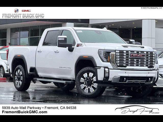 2025 GMC Sierra 2500HD Denali