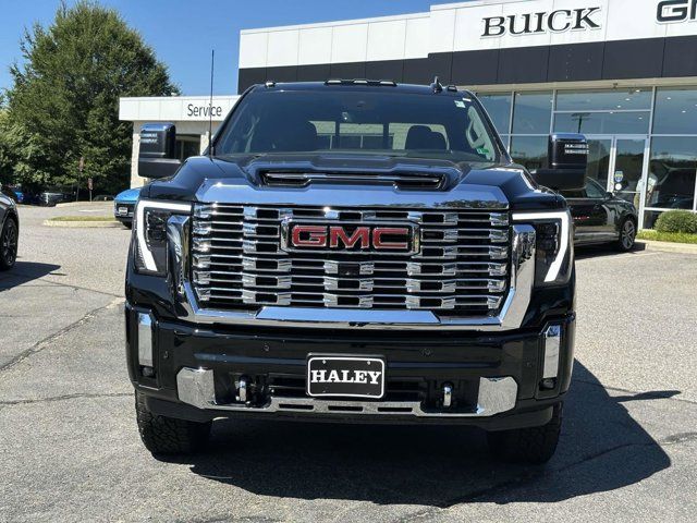 2025 GMC Sierra 2500HD Denali