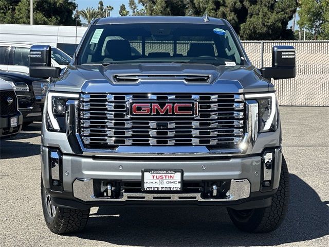 2025 GMC Sierra 2500HD Denali