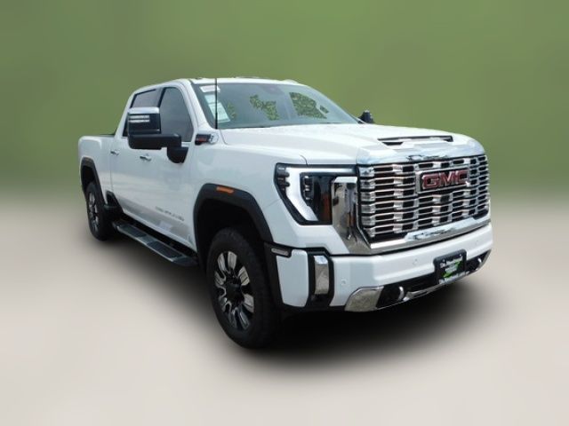 2025 GMC Sierra 2500HD Denali