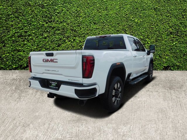 2025 GMC Sierra 2500HD Denali