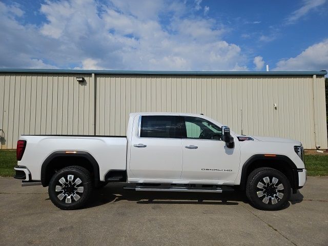 2025 GMC Sierra 2500HD Denali