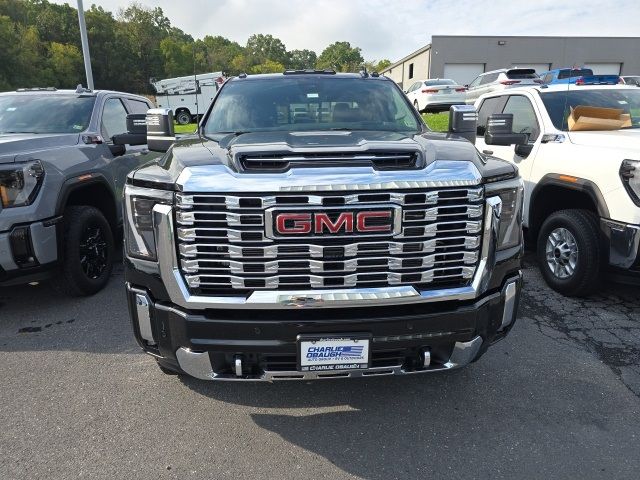 2025 GMC Sierra 2500HD Denali