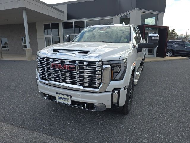 2025 GMC Sierra 2500HD Denali