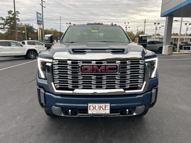 2025 GMC Sierra 2500HD Denali