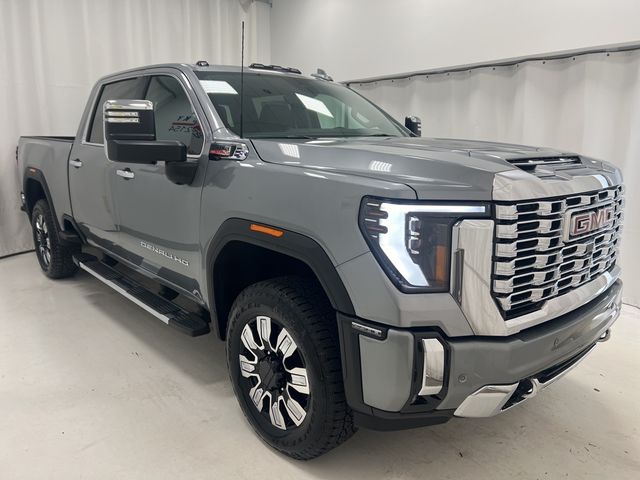 2025 GMC Sierra 2500HD Denali