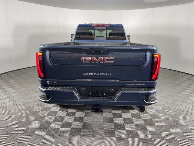 2025 GMC Sierra 2500HD Denali