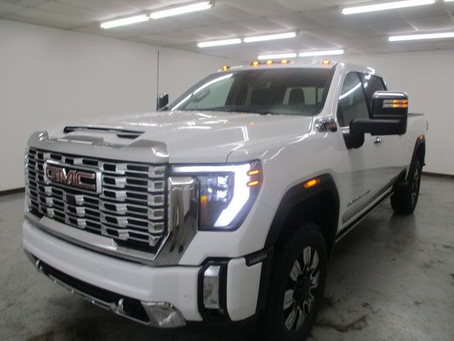 2025 GMC Sierra 2500HD Denali