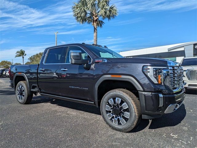 2025 GMC Sierra 2500HD Denali