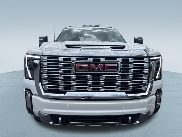 2025 GMC Sierra 2500HD Denali