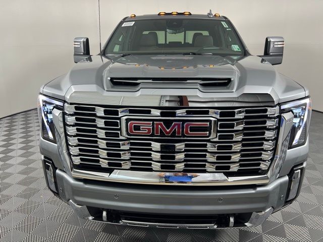 2025 GMC Sierra 2500HD Denali