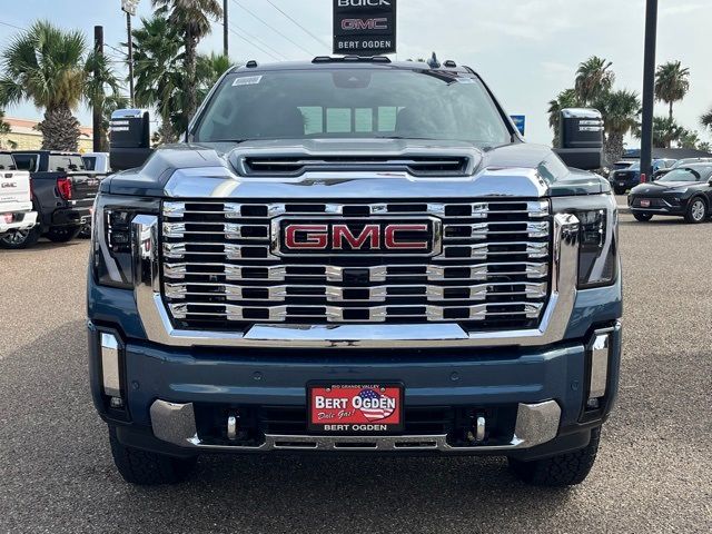 2025 GMC Sierra 2500HD Denali