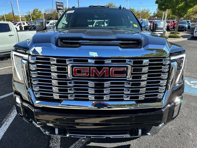 2025 GMC Sierra 2500HD Denali