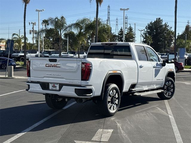 2025 GMC Sierra 2500HD Denali