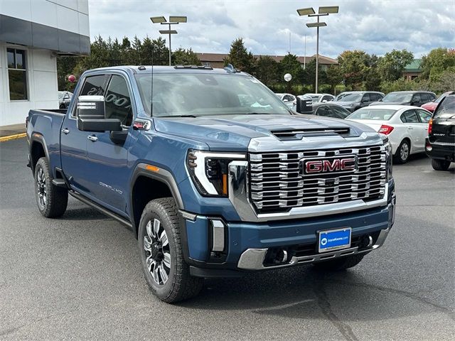 2025 GMC Sierra 2500HD Denali