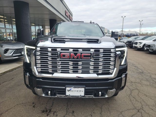 2025 GMC Sierra 2500HD Denali