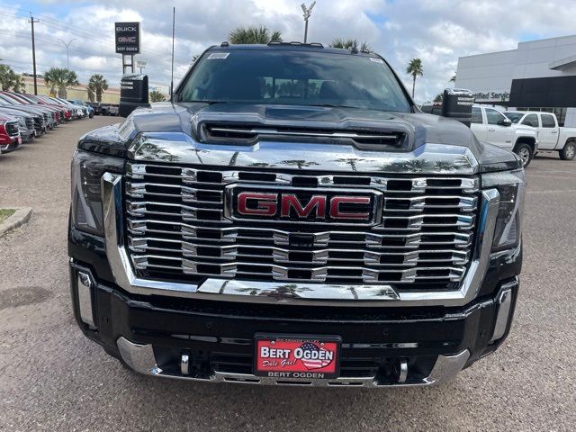 2025 GMC Sierra 2500HD Denali