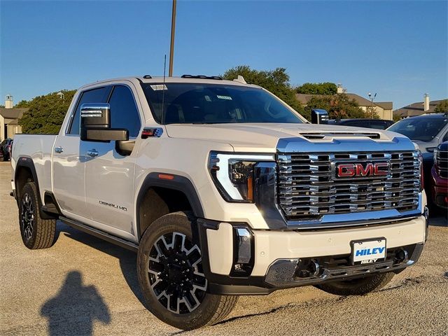 2025 GMC Sierra 2500HD Denali