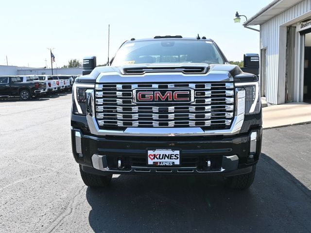 2025 GMC Sierra 2500HD Denali