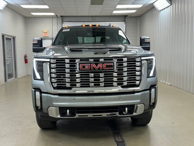 2025 GMC Sierra 2500HD Denali