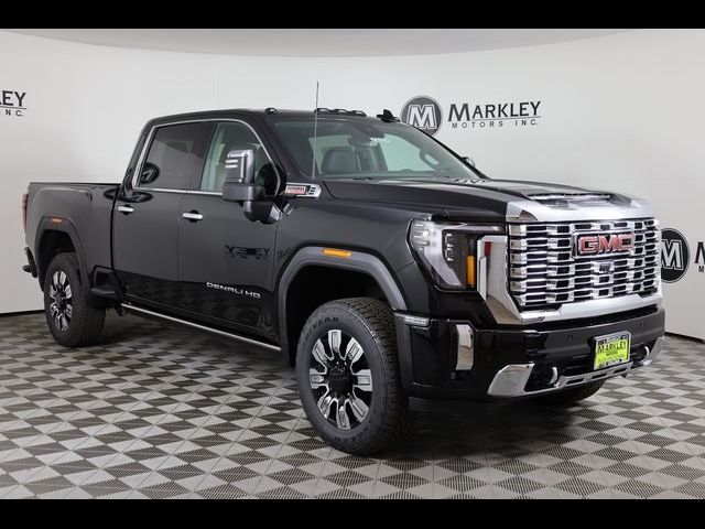 2025 GMC Sierra 2500HD Denali