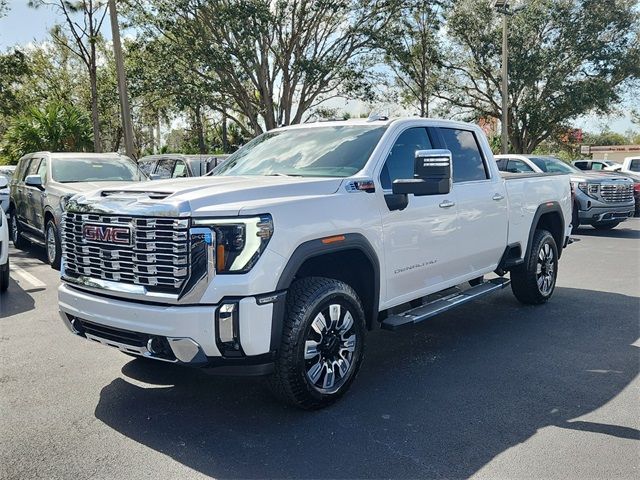 2025 GMC Sierra 2500HD Denali