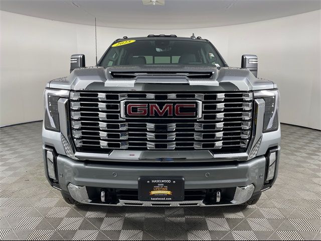 2025 GMC Sierra 2500HD Denali