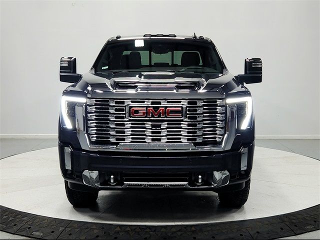 2025 GMC Sierra 2500HD Denali