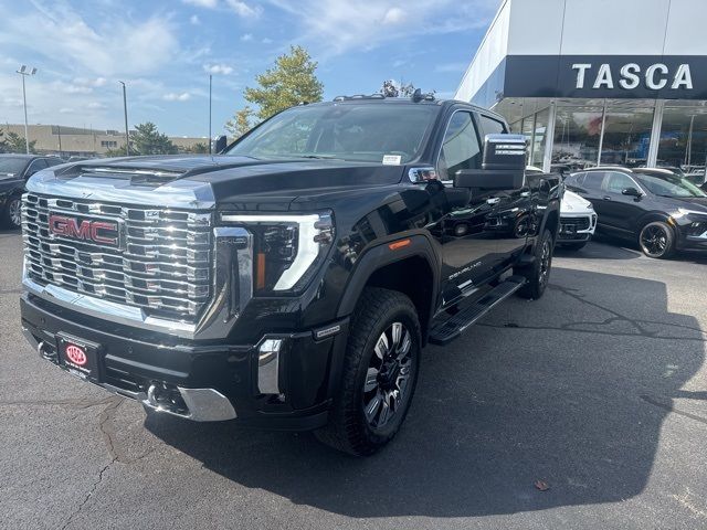 2025 GMC Sierra 2500HD Denali