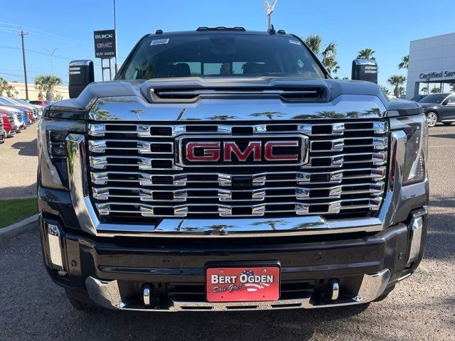 2025 GMC Sierra 2500HD Denali