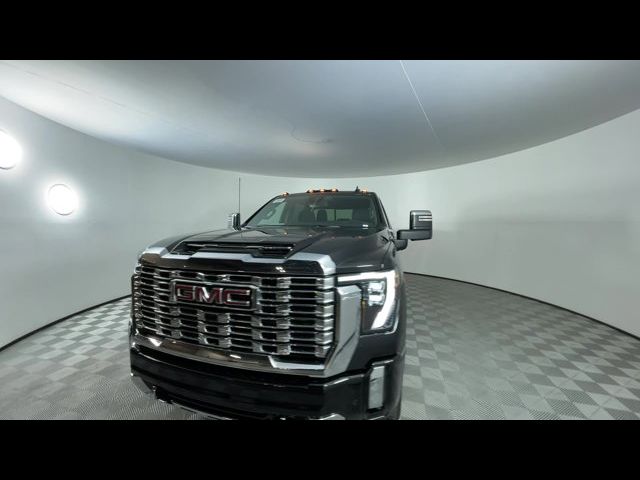 2025 GMC Sierra 2500HD Denali