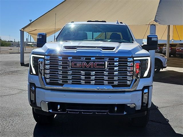 2025 GMC Sierra 2500HD Denali