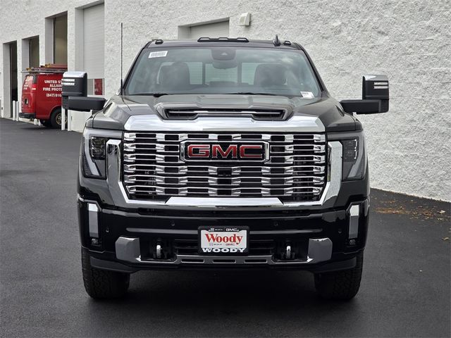 2025 GMC Sierra 2500HD Denali