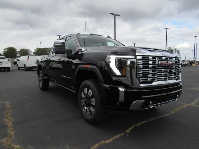 2025 GMC Sierra 2500HD Denali