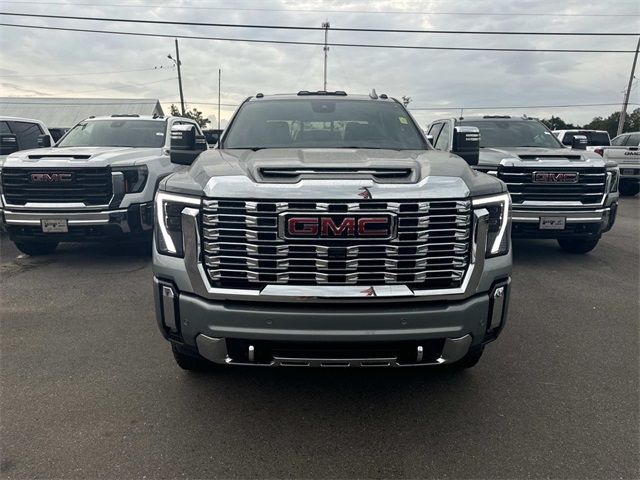 2025 GMC Sierra 2500HD Denali