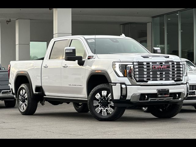 2025 GMC Sierra 2500HD Denali