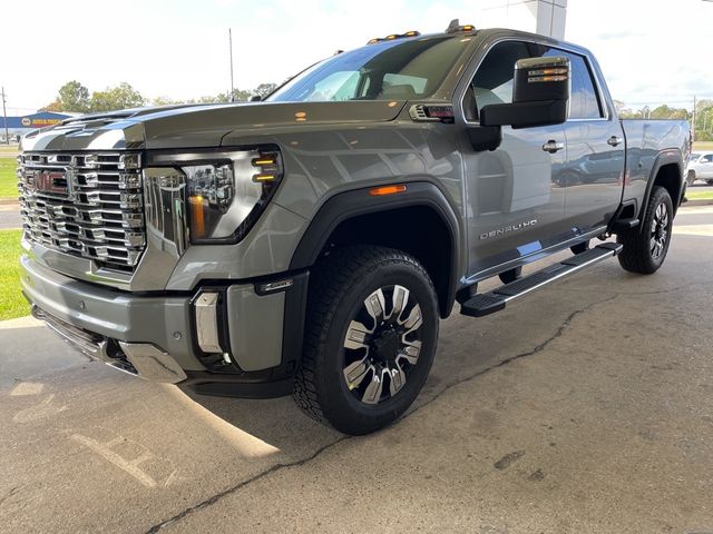 2025 GMC Sierra 2500HD Denali