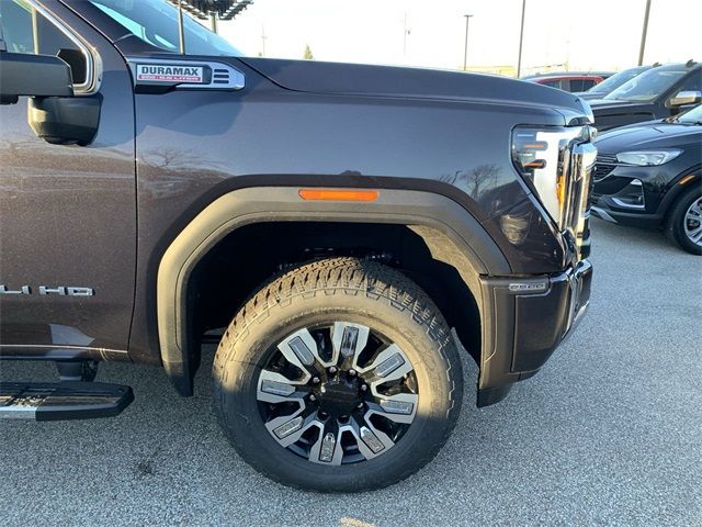 2025 GMC Sierra 2500HD Denali