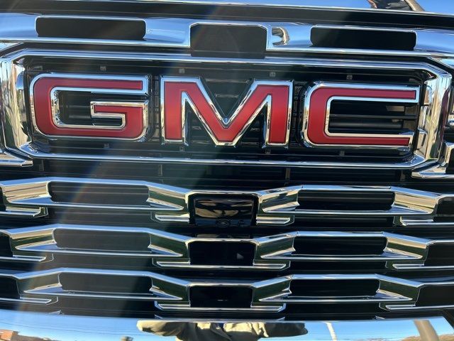 2025 GMC Sierra 2500HD Denali