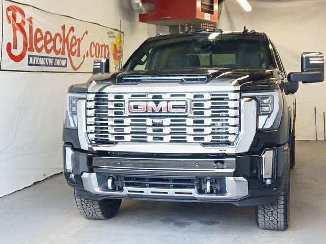 2025 GMC Sierra 2500HD Denali