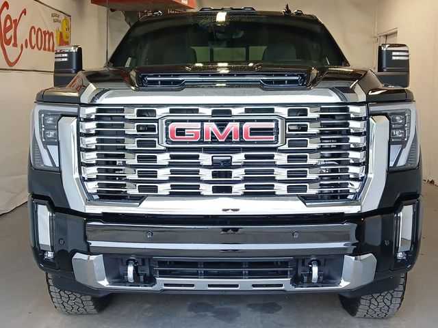 2025 GMC Sierra 2500HD Denali