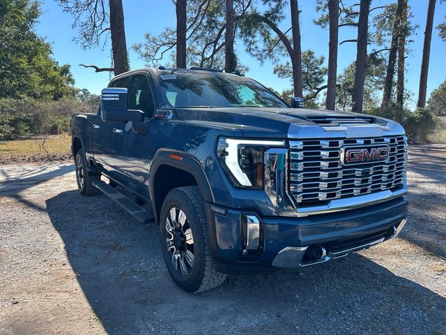 2025 GMC Sierra 2500HD Denali