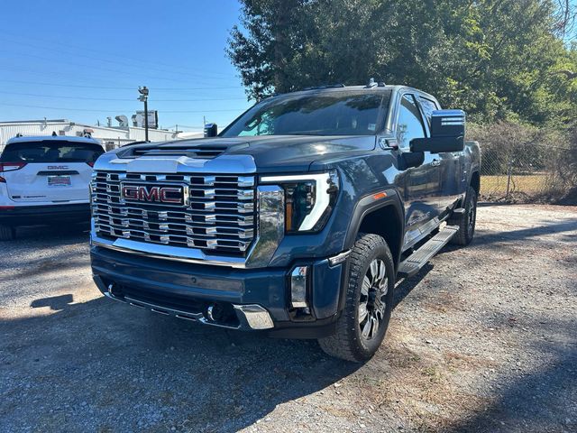 2025 GMC Sierra 2500HD Denali