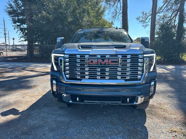 2025 GMC Sierra 2500HD Denali