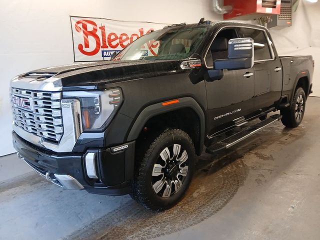 2025 GMC Sierra 2500HD Denali