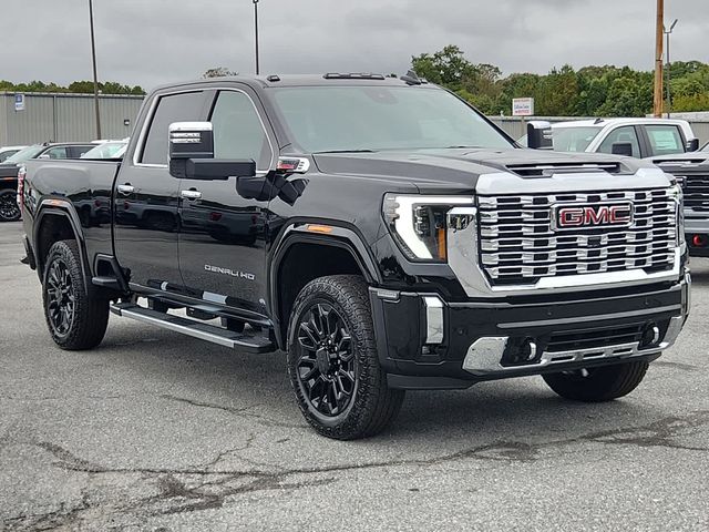 2025 GMC Sierra 2500HD Denali